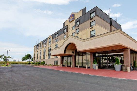 BEST WESTERN PLUS Toronto North York Hotel & Suites