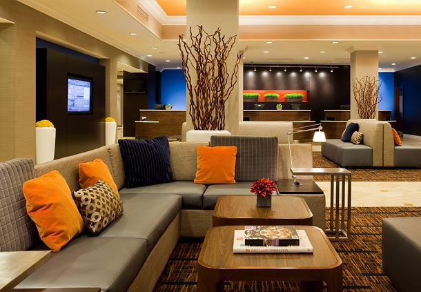 Courtyard by Marriott Toronto Downtown