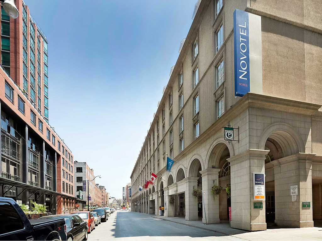 Novotel Toronto Centre